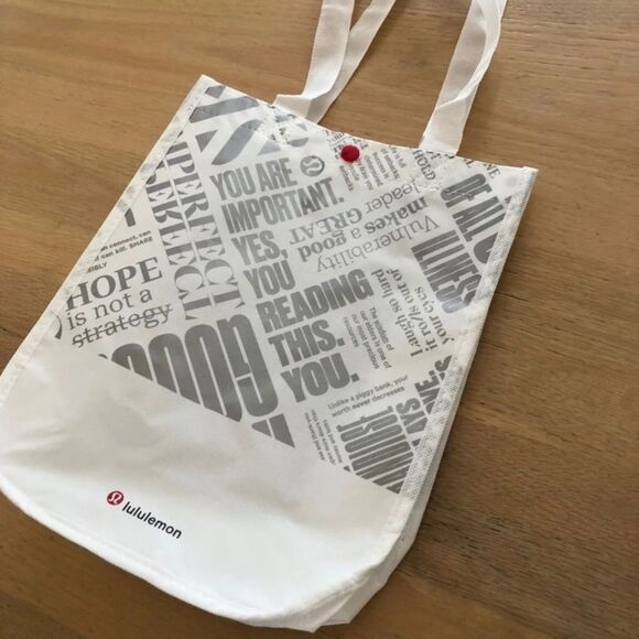 NWOT LULULEMON Reusable Shopping Gym Lunch Bag L - Picture 6 of 9